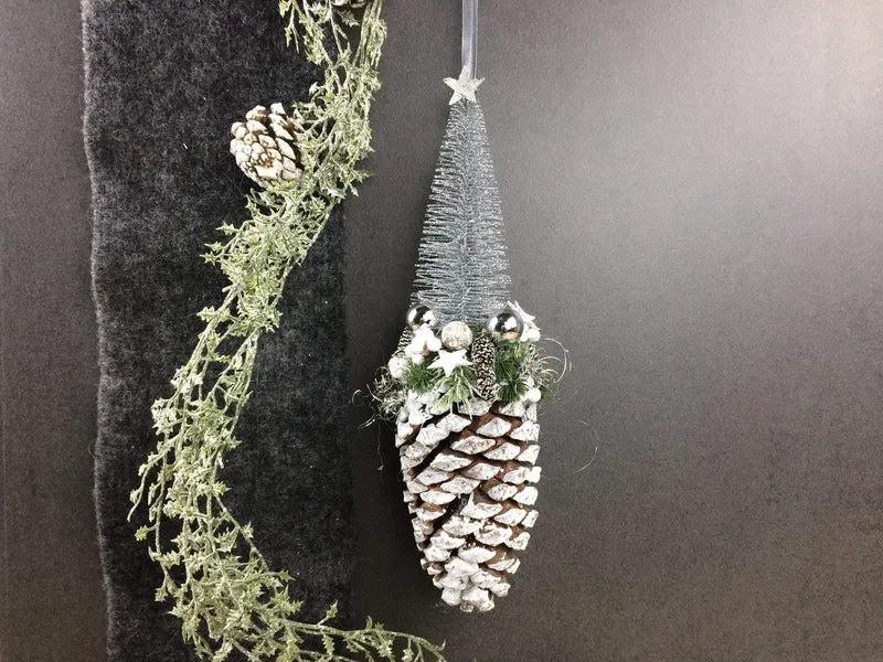 Fensterschmuck Weihnachten Natur – Zapfen Deko zum Aufhängen