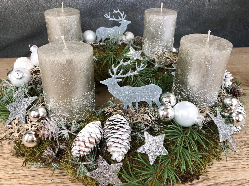 Adventskranz rund 35cm mit Hirsch – Naturmaterialien mehrjährig