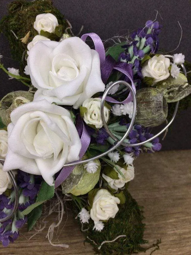 Seidenblumen Urnengesteck Rose – Urnengrabdekoration stilvoll