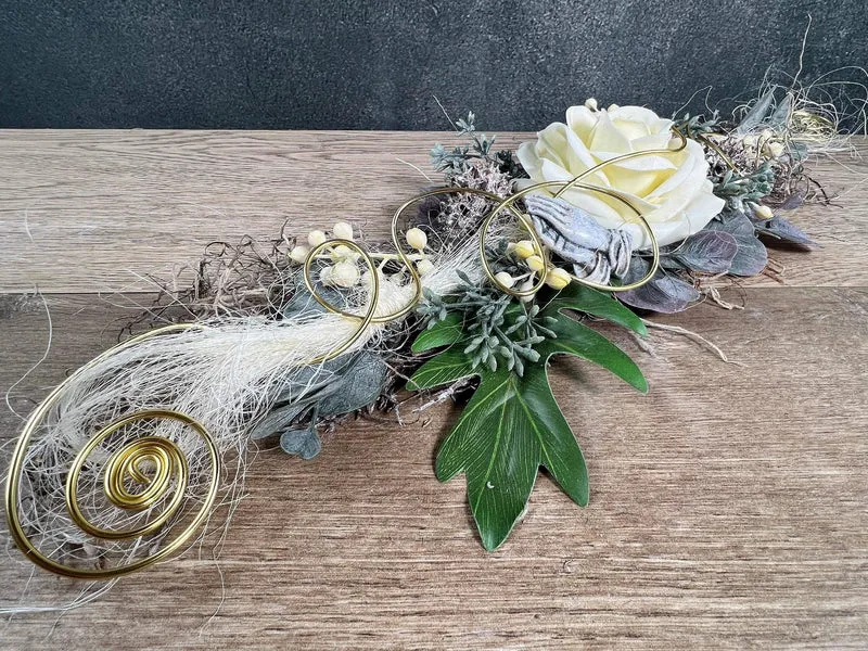 Grabgesteck Wachsrose Seidenblumen – langlebiger Grabschmuck