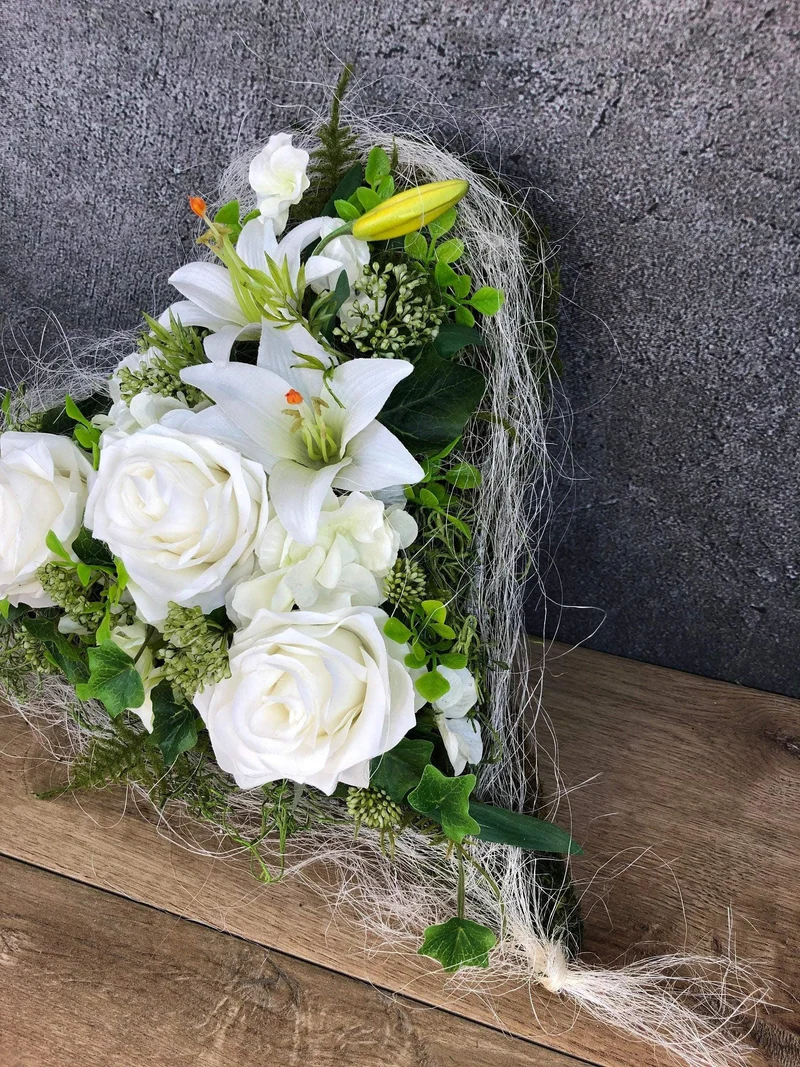Grabherz Lilie Seidenblumen – langlebiger Grabschmuck