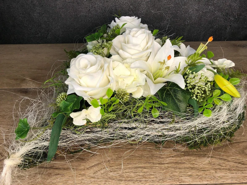 Grabherz Lilie Seidenblumen – langlebiger Grabschmuck