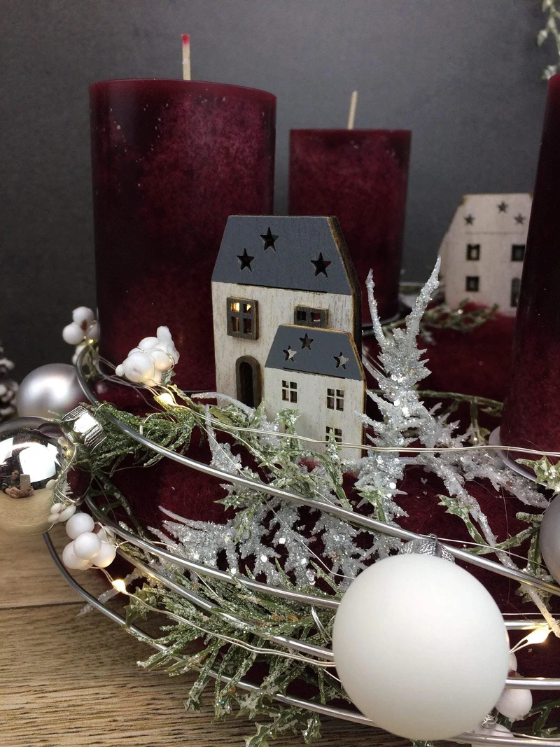 Adventskranz Lichterkette Häuser – rund stimmungsvoll