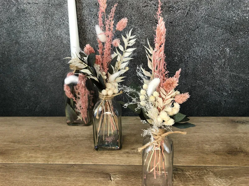 Trockenblumenstrauß mit Vase – Eukalyptus & Gräser natürlich & stilvol