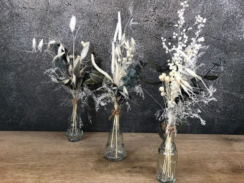 Trockenblumen Arrangement in Vase – Eukalyptus & Gräser handgefertigt