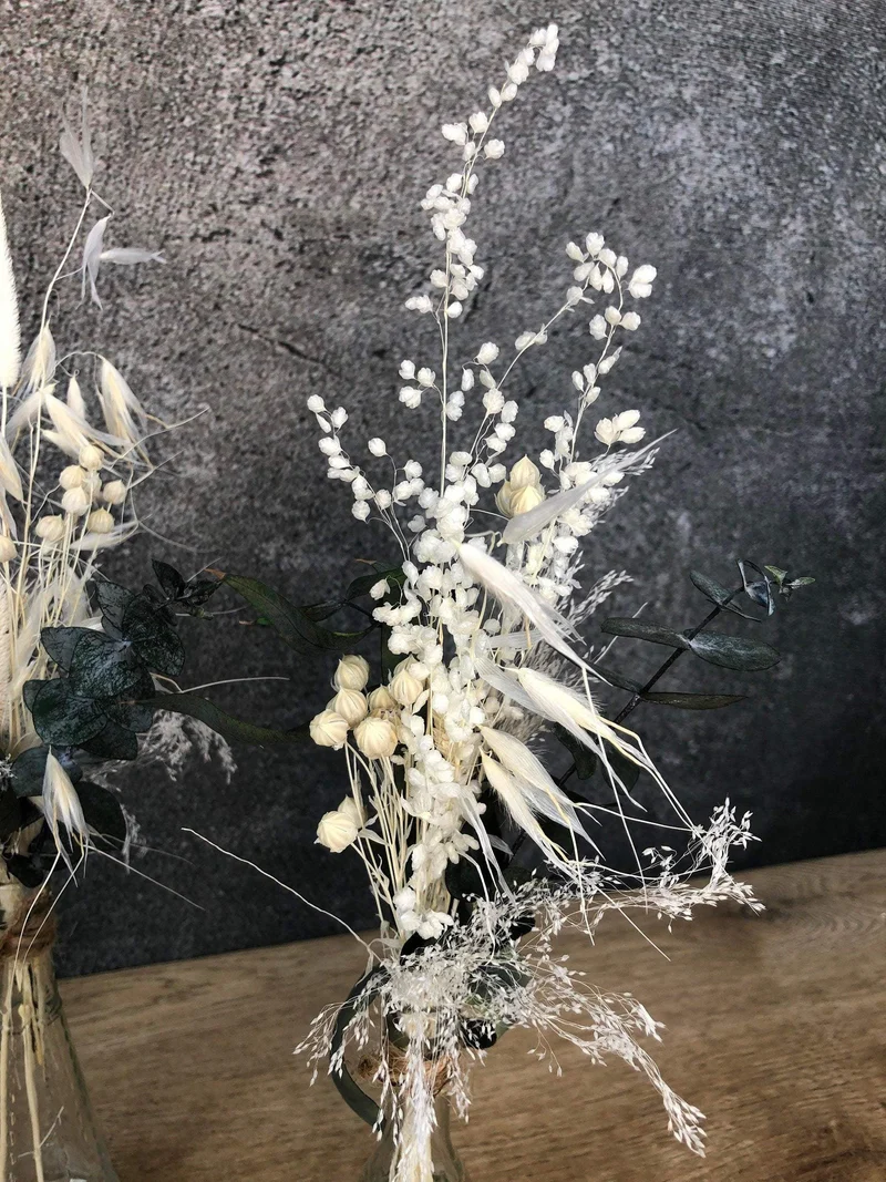 Trockenblumen Arrangement in Vase – Eukalyptus & Gräser handgefertigt