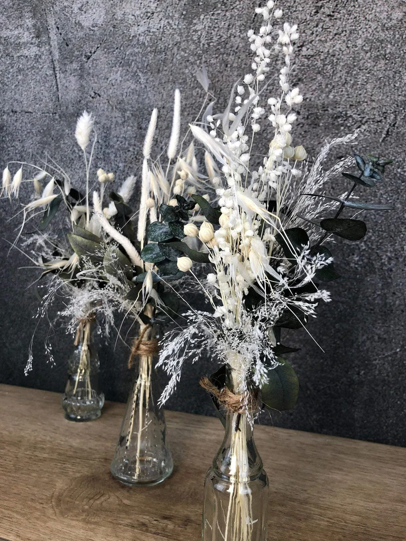 Trockenblumen Arrangement in Vase – Eukalyptus & Gräser handgefertigt