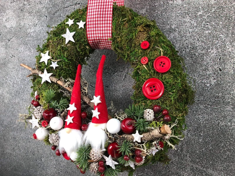 Weihnachtskranz Wichtel – Türkranz Weihnachten Tanne handgefertigt