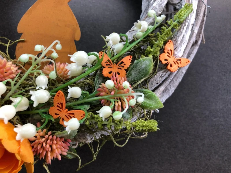 Osterkranz Türdeko Wunschfarbe – Frühlingskranz mit Hasen & Maiglöckchen