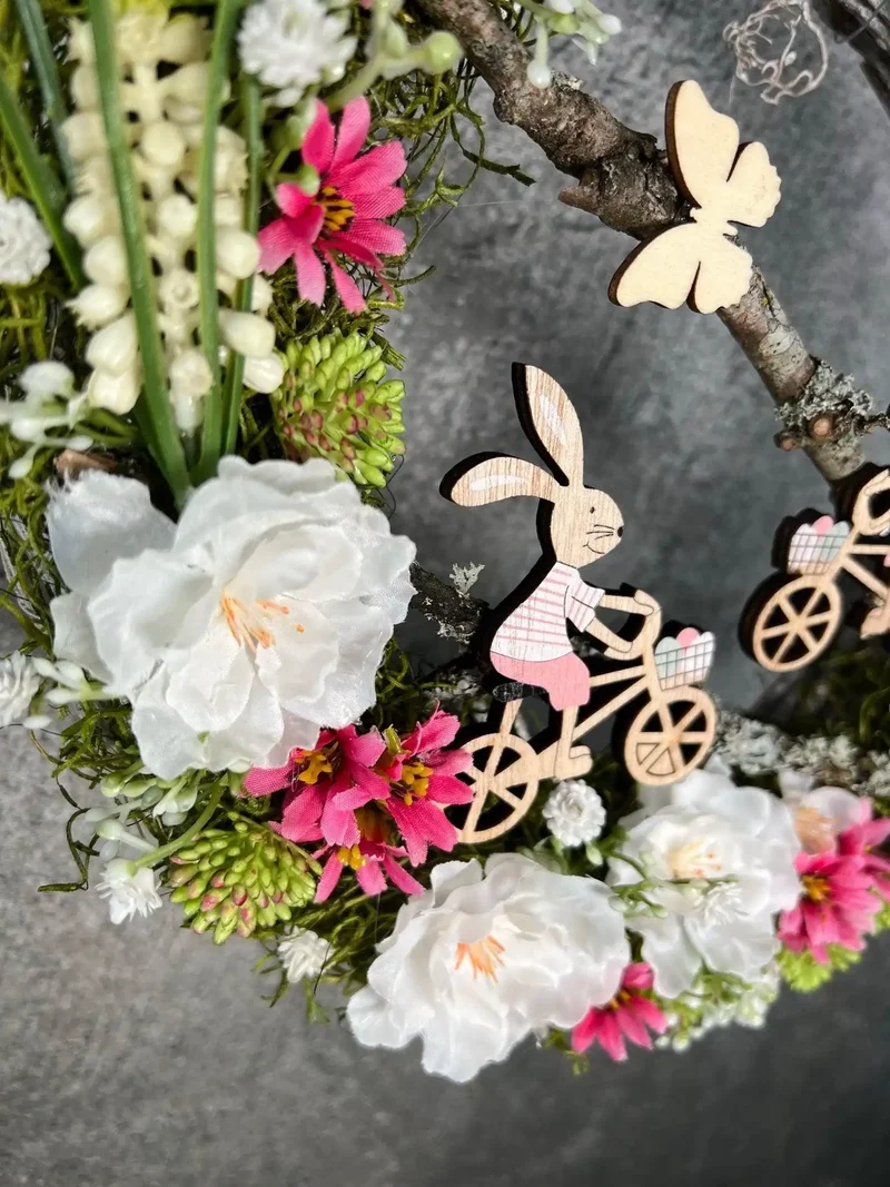 Frühlingskranz Türdeko mit Hasen, Eiern & Schleierkraut – Seidenblumen Osterkranz