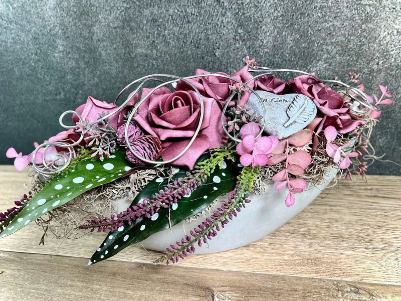 Grabschmuck Herz Rose Seidenblumen – würdevoll & langlebig – für Außen