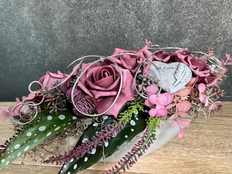 Grabschmuck Herz Rose Seidenblumen – würdevoll & langlebig – für Außen