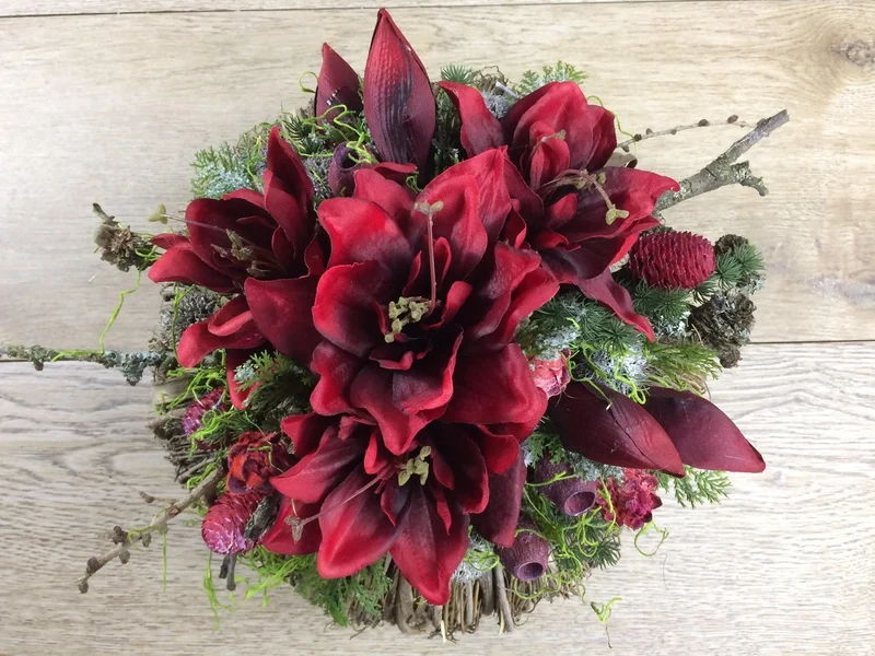 Grabgesteck Amaryllis 32cm Seidenblumen – ausdrucksstarke Grabdeko