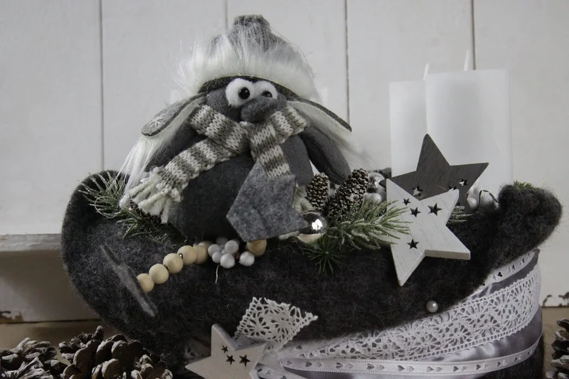 Runder Adventskranz modern – stilvoll mehrjährig