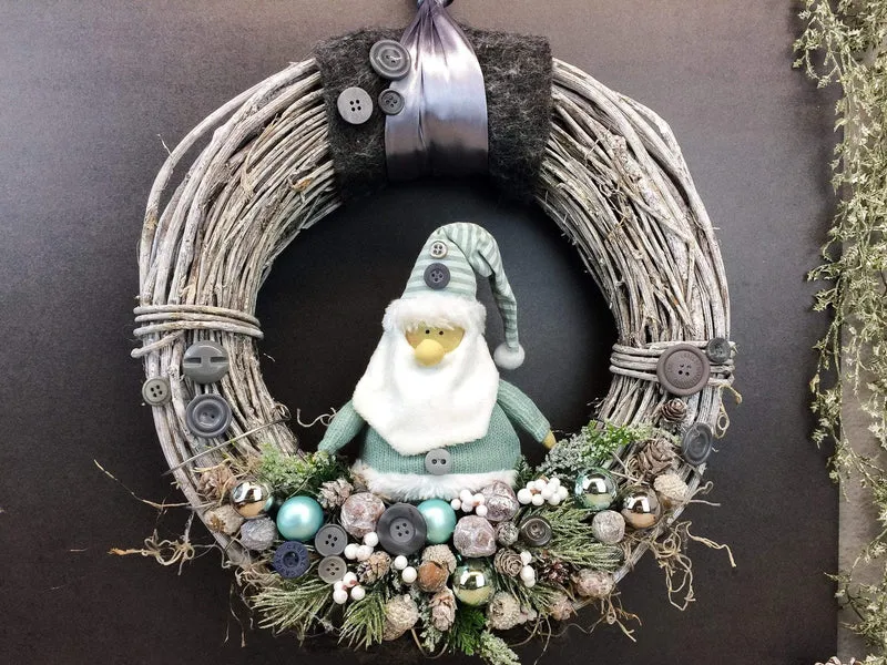 Türkranz Weihnachten mit Wichtel 37cm – Weihnachtskranz Wunschfarbe