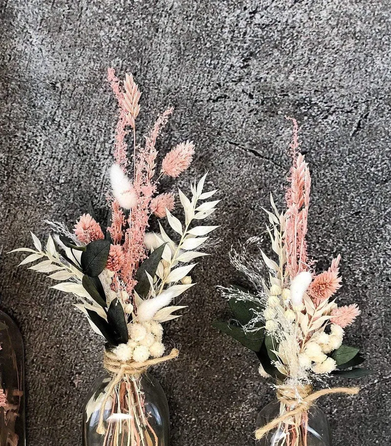 Eukalyptus Trockenblumen Strauß in Glasvase – langlebige Raumdeko