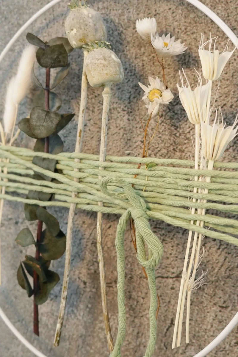Eukalyptus Trockenblumen Girlande – Fensterdeko handgefertigt – Wunsch