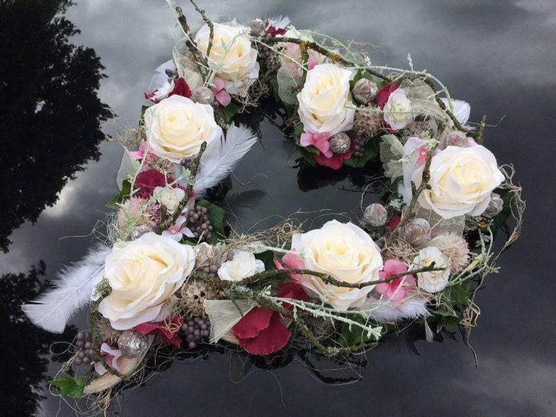 Autoschmuck Set 3-teilig Hochzeit Seidenblumen – Herz und Schleifen