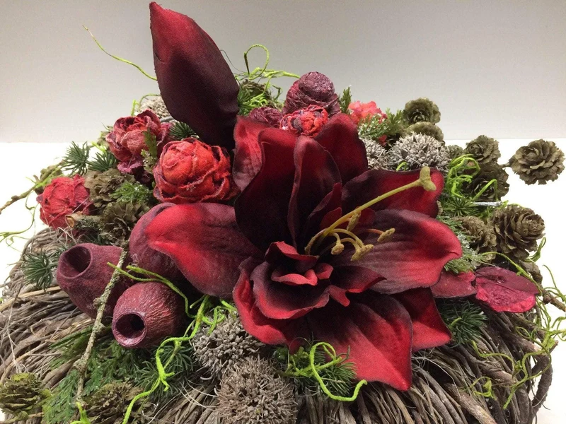 Seidenblumen Grabgesteck Amaryllis – Grabschmuck modern – für Außenber