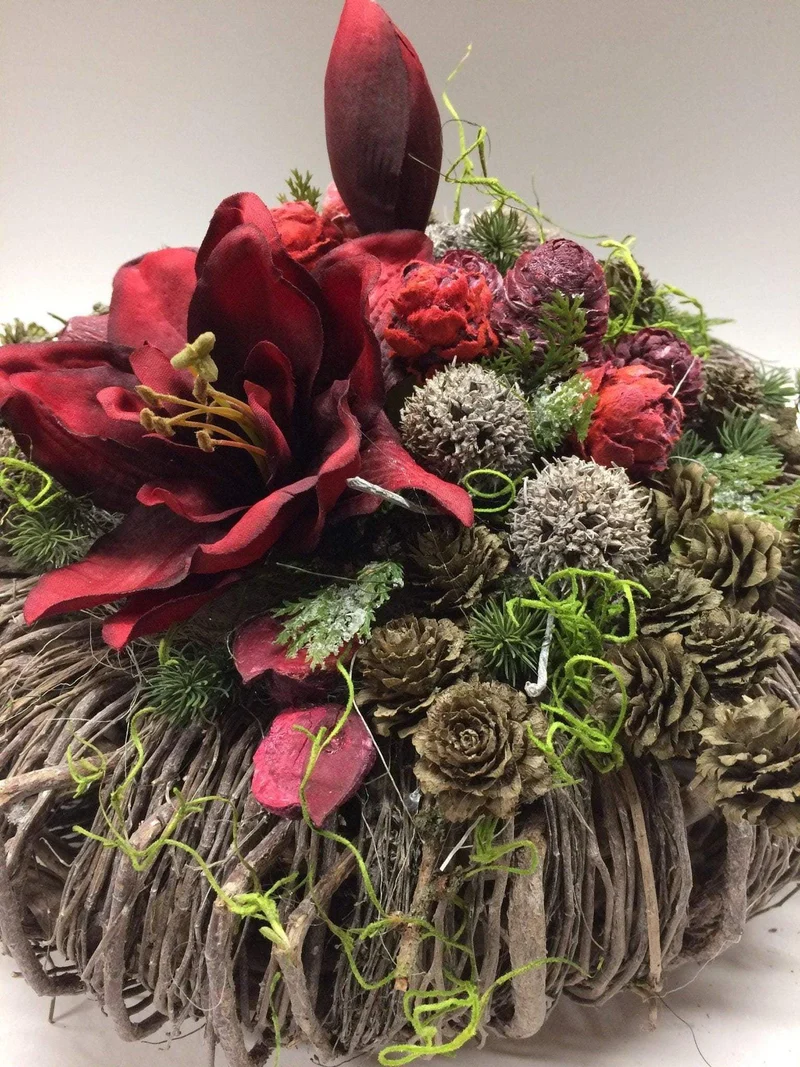 Seidenblumen Grabgesteck Amaryllis – Grabschmuck modern – für Außenber