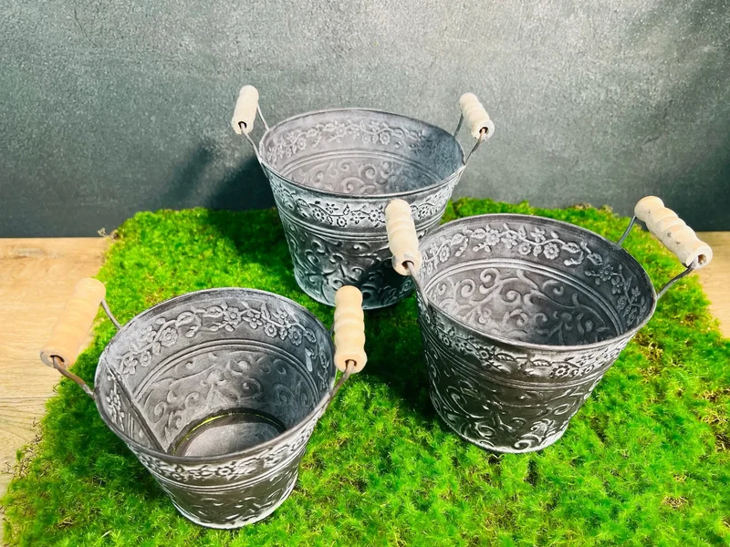 Metalltopf Übertopf Kunstpflanze – Dekotopf in 3 Größen langlebig