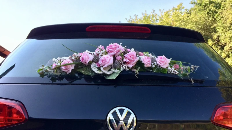 Autoschmuck Hochzeit Seidenblumen – Autogesteck Wunschfarbe