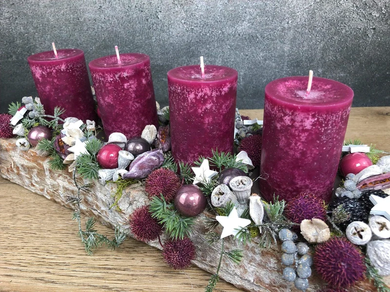 Adventsgesteck länglich Beeren Eicheln – Tablett Advent mehrjährig