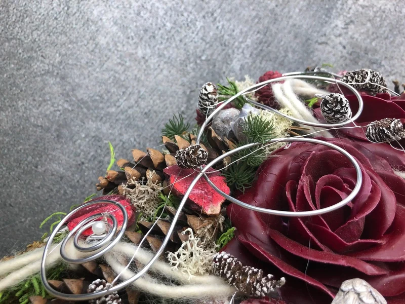 Grabschmuck Grabherz Wachsrose – würdevoll & langlebig