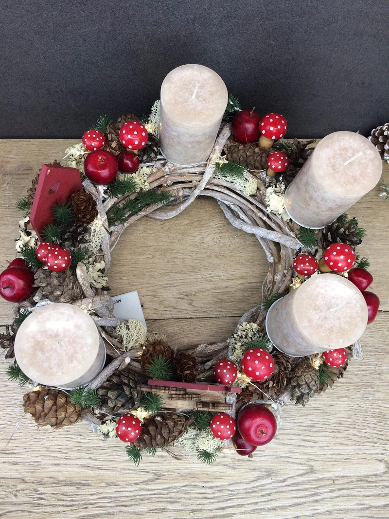 Adventskranz rund mit LED-Lichterkette – mehrjährig langlebig mit Tann