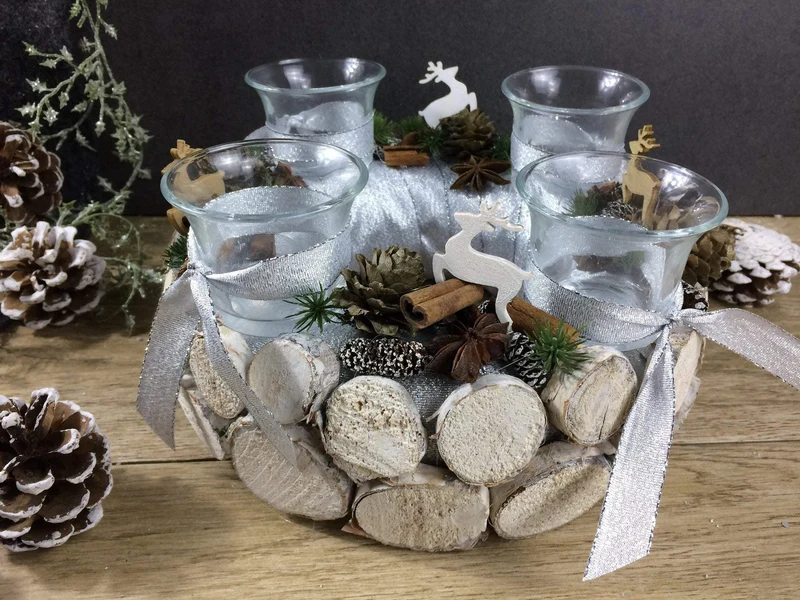 Adventskranz rund mit Hirsch – Naturmaterialien mehrjährig