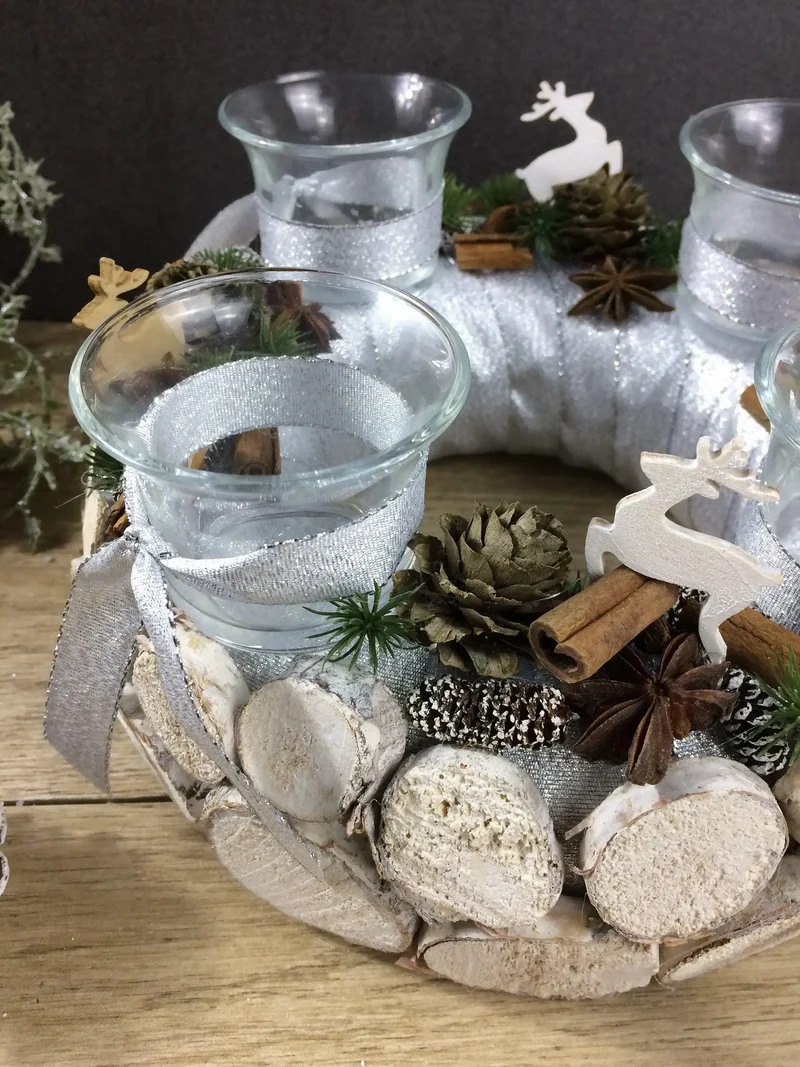 Adventskranz rund mit Hirsch – Naturmaterialien mehrjährig