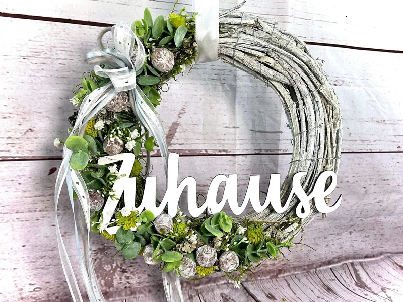Türkranz Frühling modern mit Eukalyptus & Schriftzug – Frühlingsdeko Seidenblumen