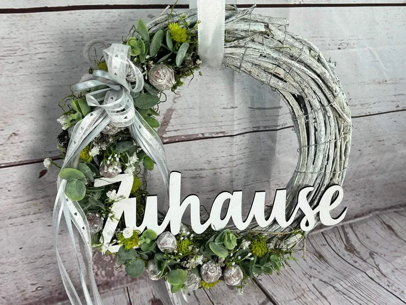 Türkranz Frühling modern mit Eukalyptus & Schriftzug – Frühlingsdeko Seidenblumen