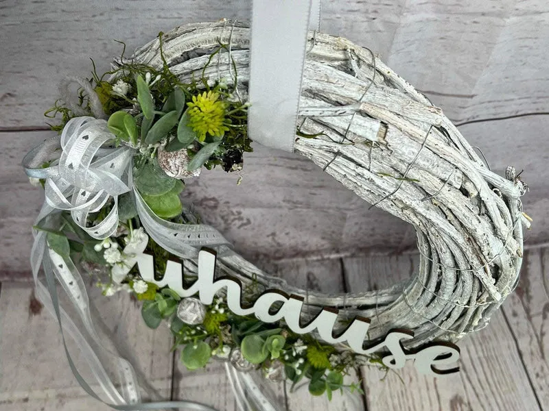 Türkranz Frühling modern mit Eukalyptus & Schriftzug – Frühlingsdeko Seidenblumen