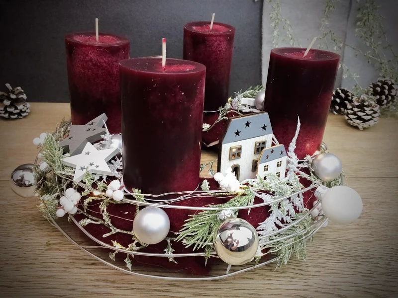 Adventskranz Lichterkette Häuser – rund stimmungsvoll mit Tanne