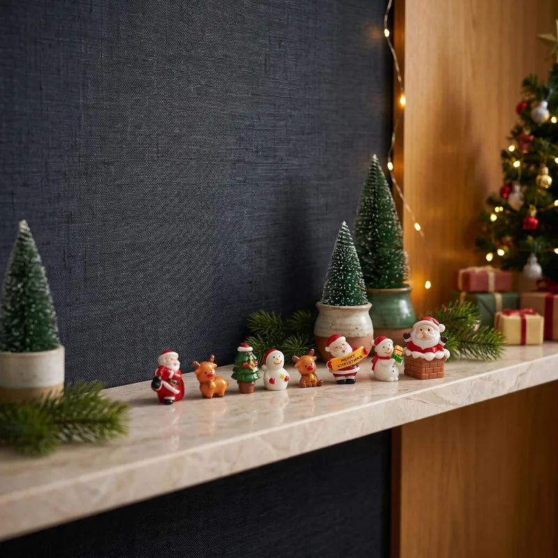 Christmas Friends set - 8 pcs - Miniature figurines ↔ 2-5 cm