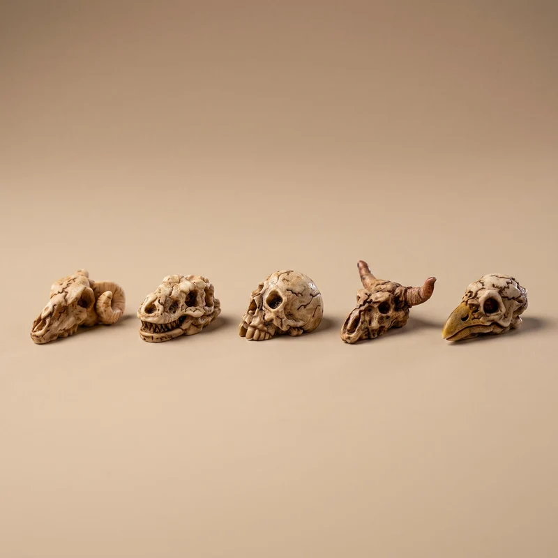 Mini Skull set - 5 pcs - Miniature figurines ↔ 2 cm ↑ 1 cm