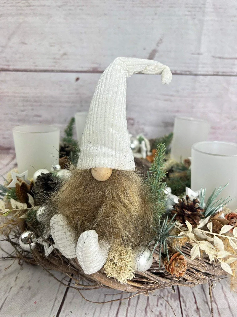 Adventskranz Wichtel mit Gläsern – rund mehrjährig mit Tanne