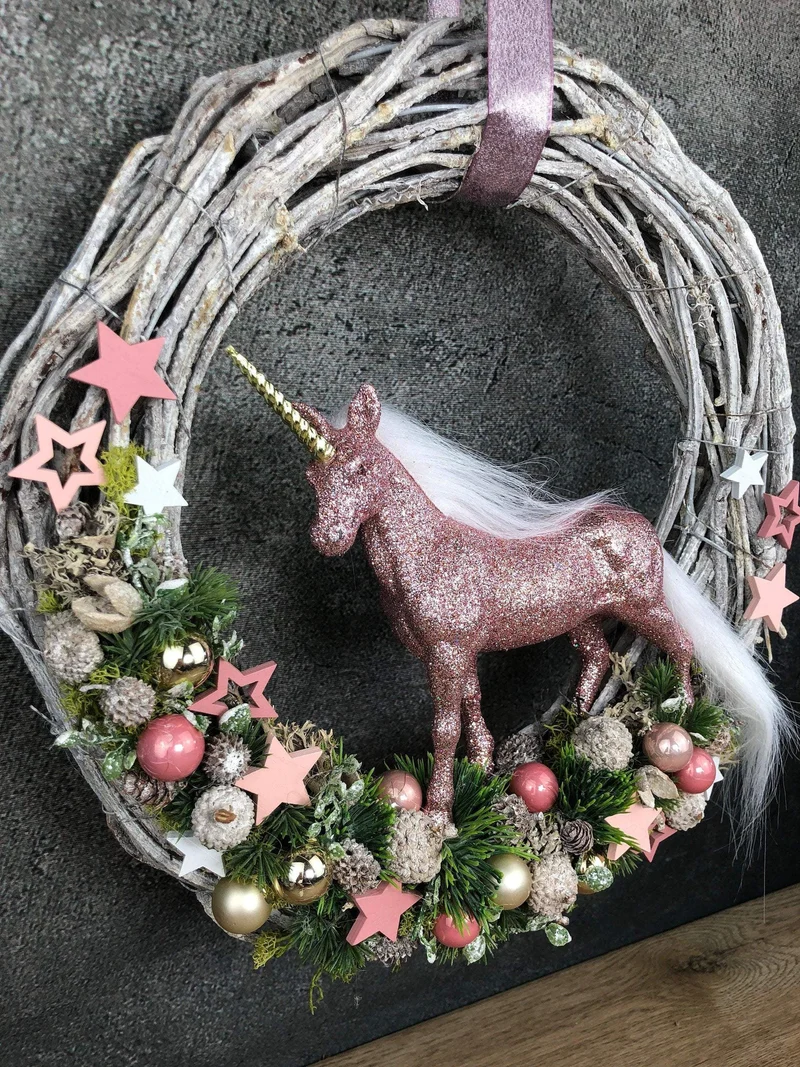 Weihnachtskranz Einhorn – Türkranz Weihnachten handgefertigt