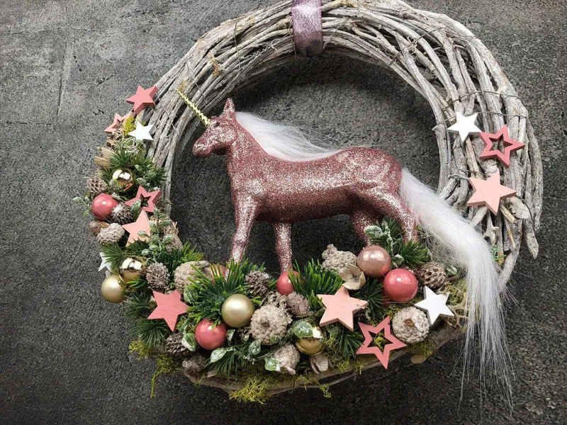 Weihnachtskranz Einhorn – Türkranz Weihnachten handgefertigt