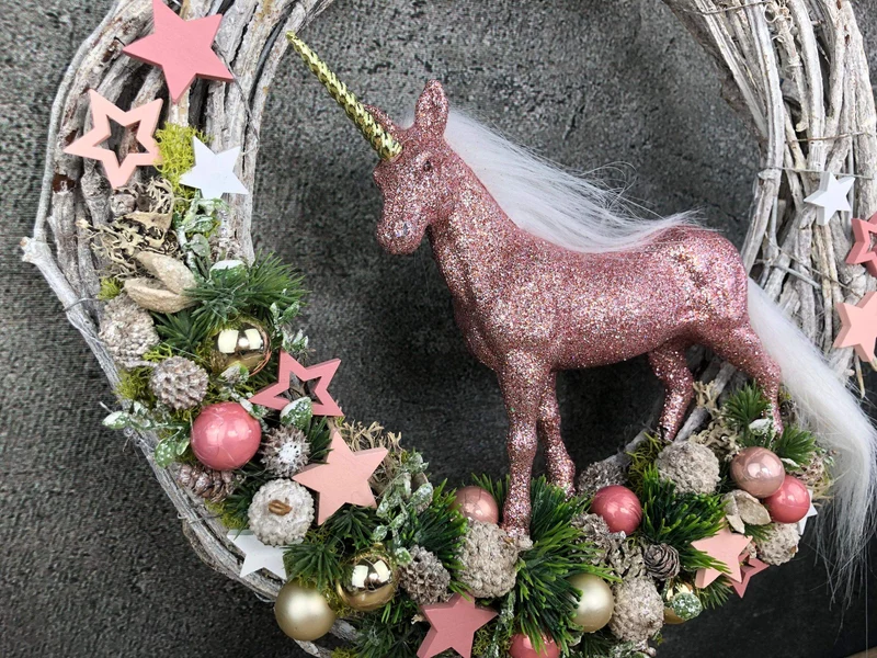Weihnachtskranz Einhorn – Türkranz Weihnachten handgefertigt