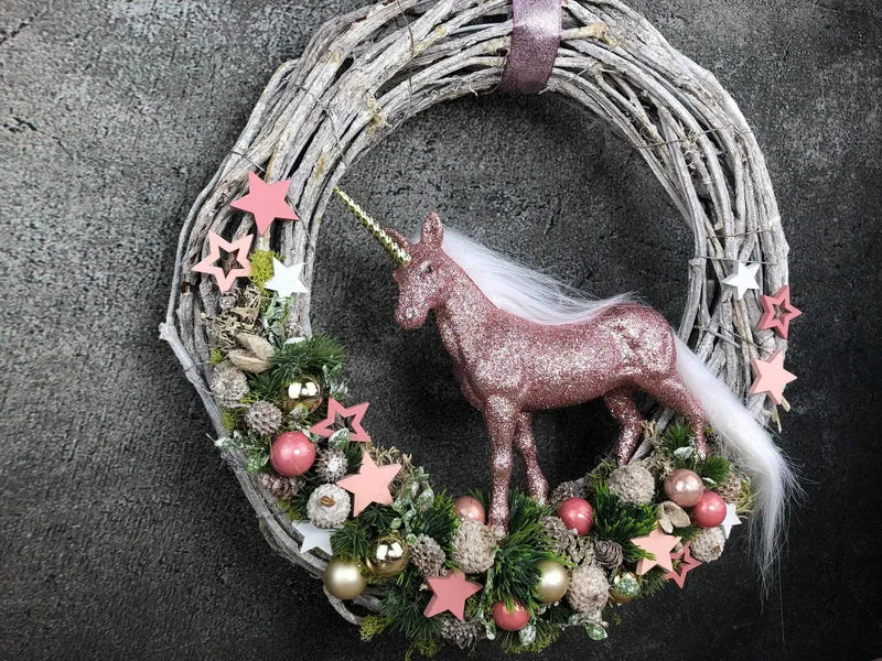 Weihnachtskranz Einhorn – Türkranz Weihnachten handgefertigt