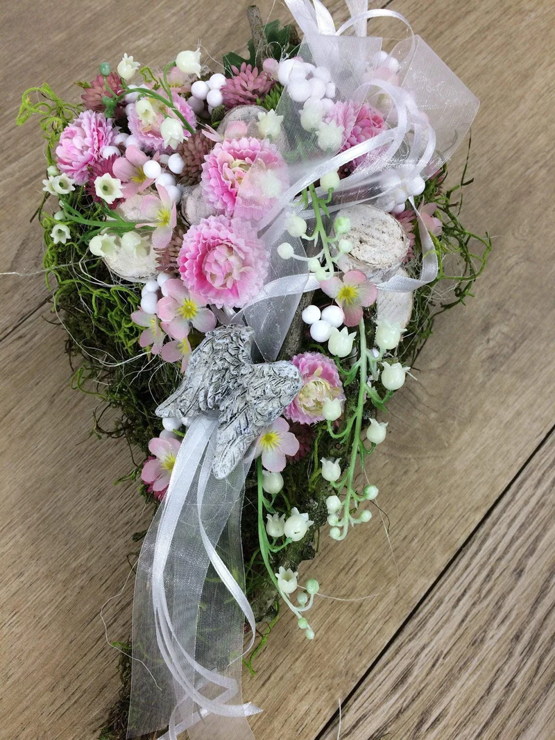 Grabherz Rose auf Moos – Grabschmuck Seidenblumen langlebig