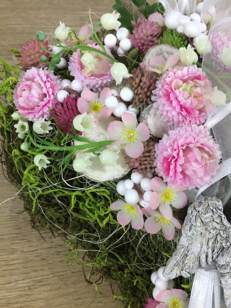 Grabherz Rose auf Moos – Grabschmuck Seidenblumen langlebig