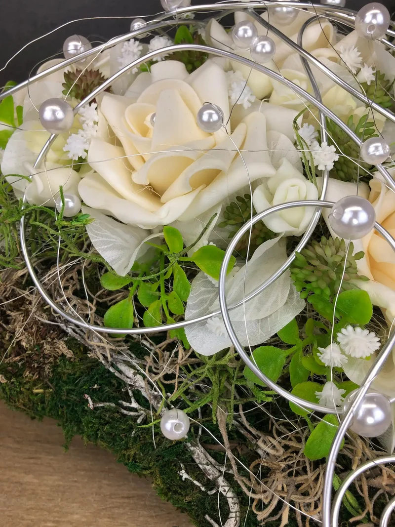 Grabschmuck Herz Rose Seidenblumen – würdevoll & langlebig