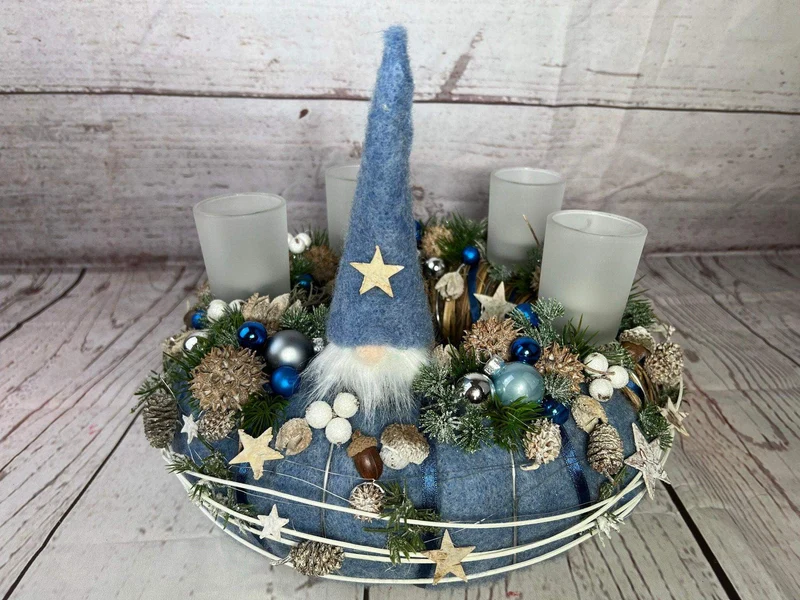 Runder Adventskranz Wichtel Gläser – stimmungsvolle Weihnachtsdeko