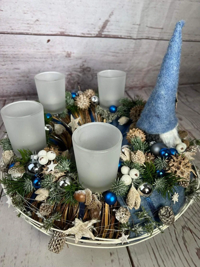 Runder Adventskranz Wichtel Gläser – stimmungsvolle Weihnachtsdeko