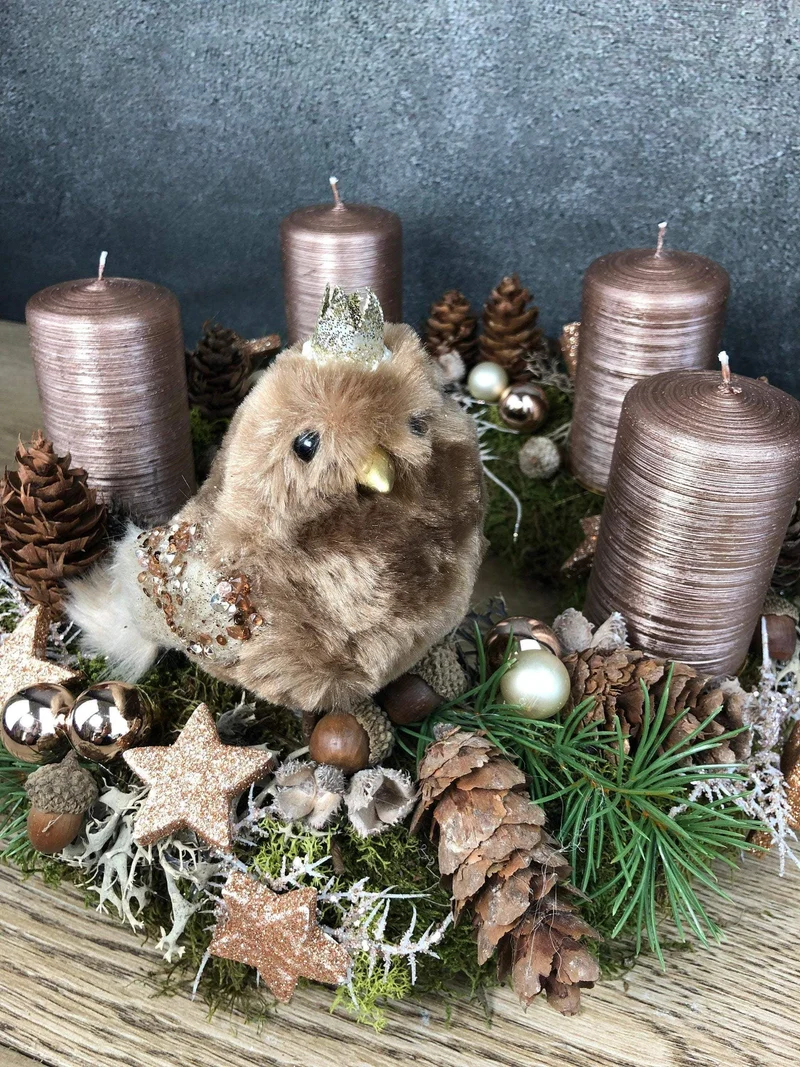 Adventskranz mit Vogel-Detail – rund handgefertigt langlebig