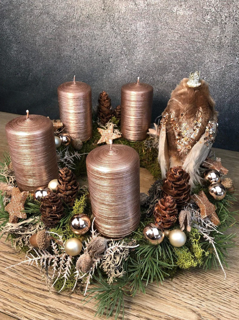 Adventskranz mit Vogel-Detail – rund handgefertigt langlebig