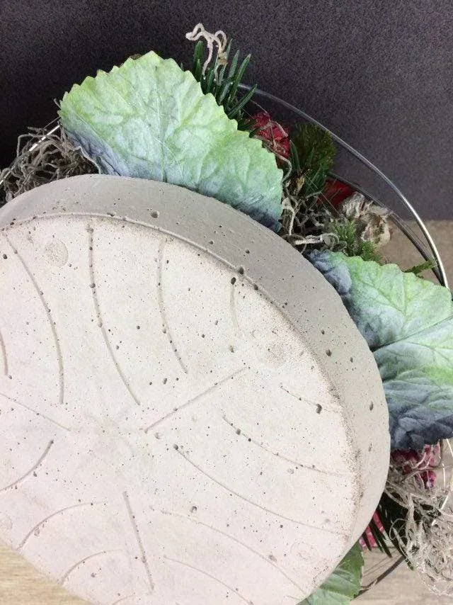 Grabgesteck mit Rose – langlebiger Grabschmuck Seidenblumen